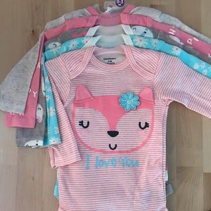 5 long sleeve onesies